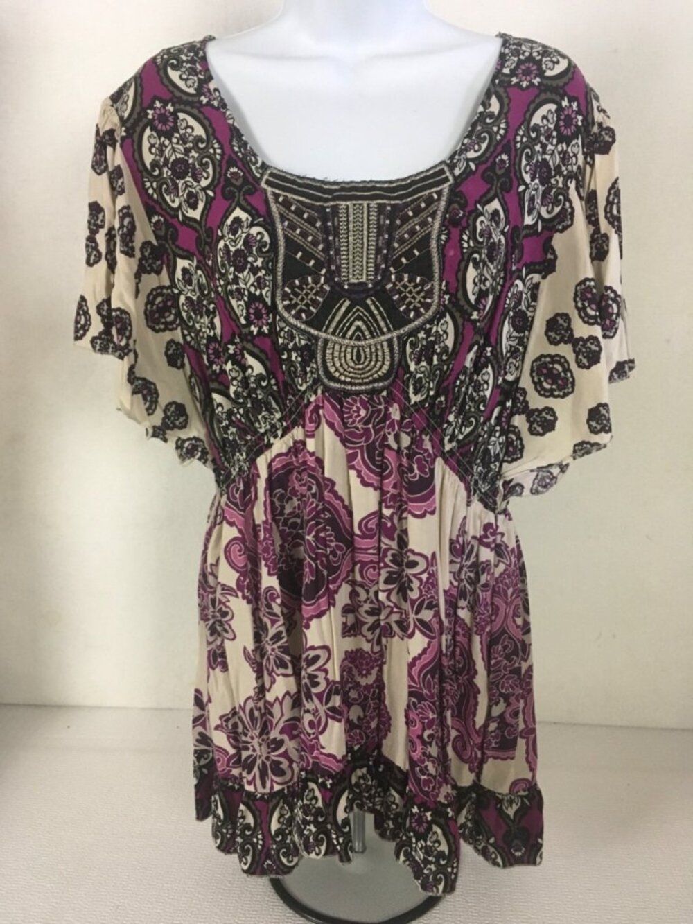 Style n Co Top Size L Purple Pink Tan Black Paisley Scoop Neck Short Sleeves